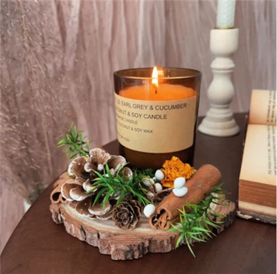 شموع معطرة بالفانيليا